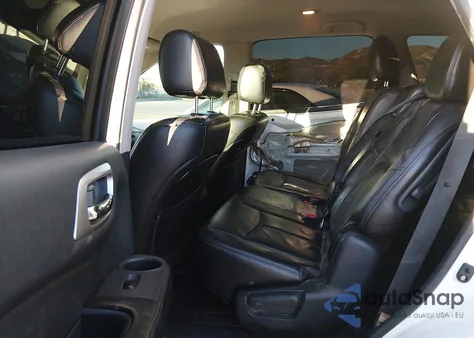 2014 Nissan Pathfinder Sl from USA, damaged, VIN 5N1AR2MM5EC612540